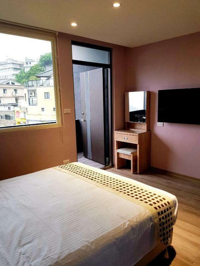 Night Sea Homestay Jiufen Bagian luar foto
